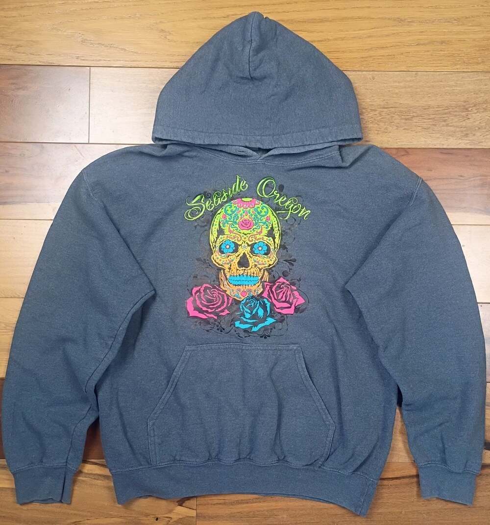 Seaside Oregon Sugar Skull Roses Hoodie Sweatshirt Grey Medium